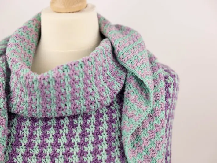 Le châle triangulaire pied-de-poule - format pdf