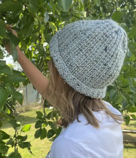 Bonnet bleu tendre - collection "Tout doux"   